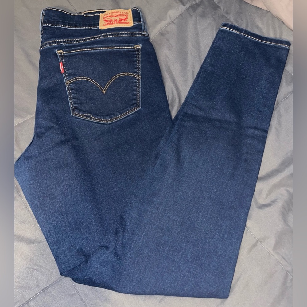 Levi’s 710 Super Skinny Jeans